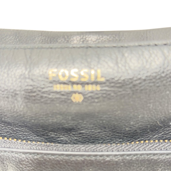 Fossil Tinsley Black Pebbled Crossbody Bag with Gold Hardware - Picture 2 of 11